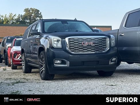 Used 2019 GMC Yukon XL Denali w/ Denali Ultimate Package AWD/4WD image 1