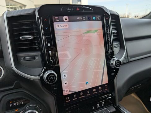 New 2026 RAM 1500 4x4 Crew Cab image 3