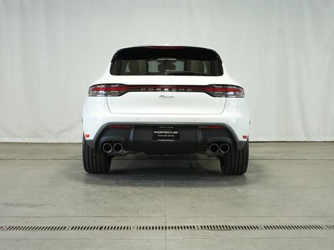 Certified 2025 Porsche Macan AWD/4WD image 6