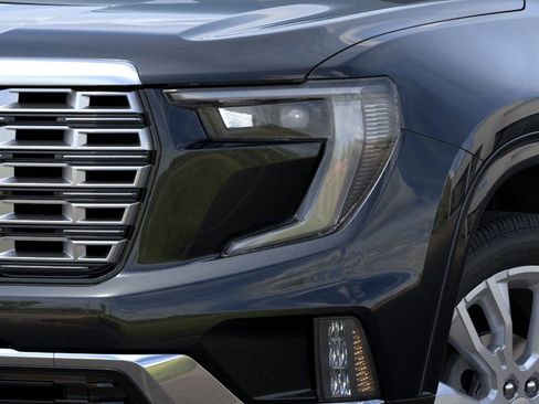 New 2025 GMC Acadia Denali w/ Super Cruise Package image 10