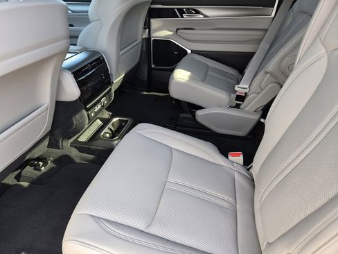 New 2026 Jeep Grand Wagoneer L Limited AWD/4WD image 14