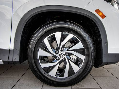 New 2026 Volkswagen Tiguan S FWD image 4