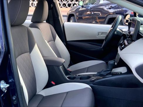 Used 2026 Toyota Corolla LE image 8