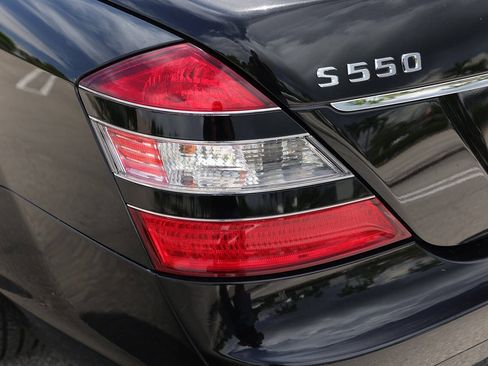 Used 2007 Mercedes-Benz S 550 image 39