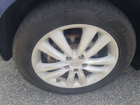 Used 2013 Hyundai Tucson Limited w/ Premium Pkg FWD image 10