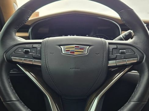 Used 2021 Cadillac XT6 Premium Luxury w/ Platinum Package AWD/4WD image 27