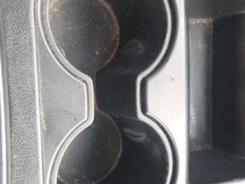 Used 2018 Chevrolet Suburban LT image 36