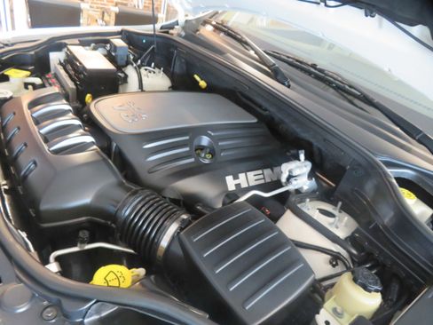 Used 2011 Jeep Grand Cherokee Limited image 49