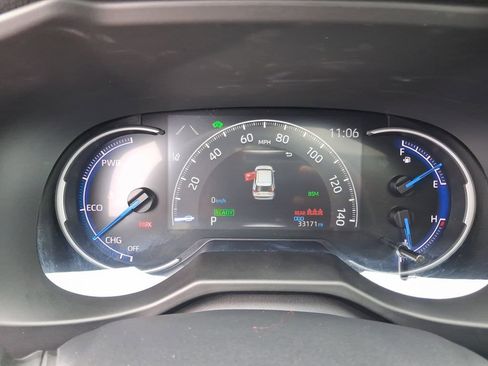 Used 2024 Toyota RAV4 XLE w/ Convenience Package image 19