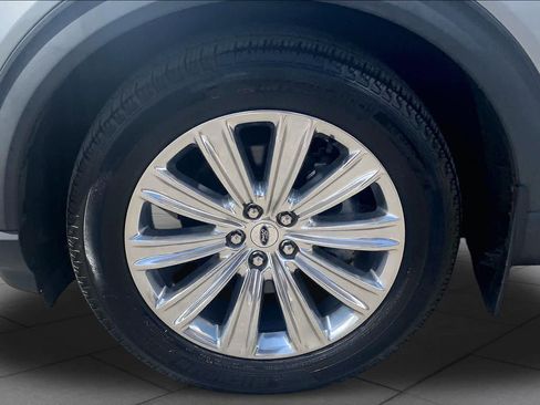 Used 2020 Ford Explorer Limited AWD/4WD image 11