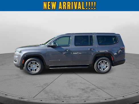 Used 2023 Jeep Wagoneer 4WD image 8