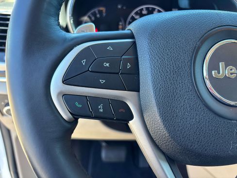 Certified 2017 Jeep Grand Cherokee Limited AWD/4WD image 25