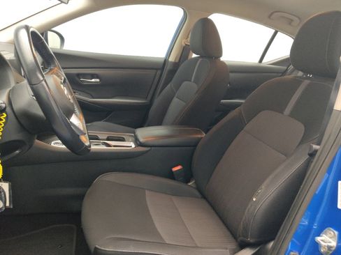 Used 2022 Nissan Sentra SV FWD image 17