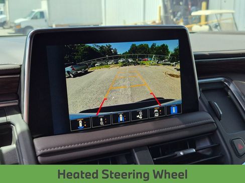 Used 2023 Chevrolet Suburban Z71 w/ Luxury Package AWD/4WD image 24