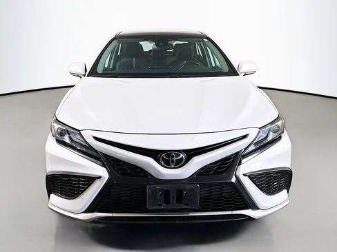 Used 2021 Toyota Camry XSE image 2