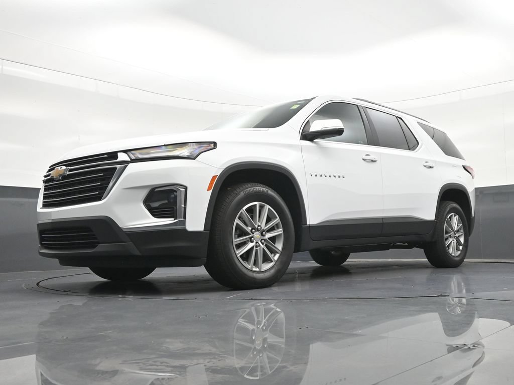 Used 2023 Chevrolet Traverse LT FWD image 24
