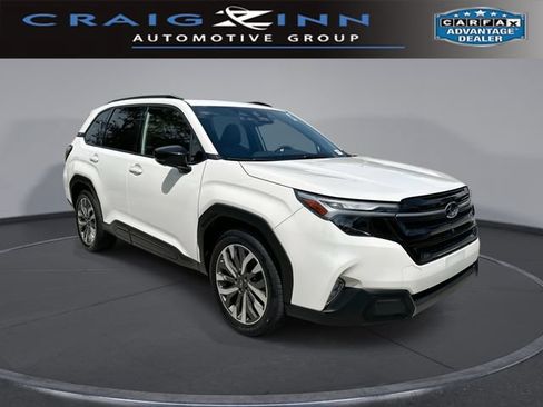 Certified 2025 Subaru Forester Touring AWD/4WD image 1