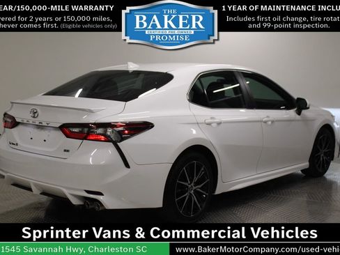 Used 2021 Toyota Camry SE FWD image 5