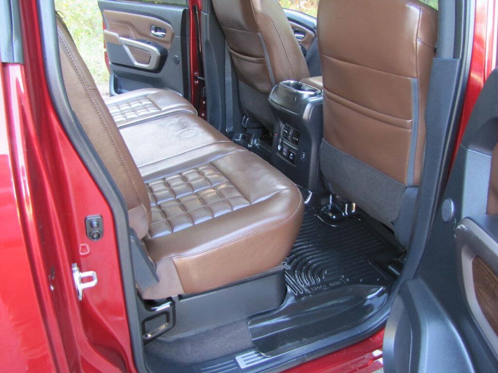 Used 2022 Nissan Titan Platinum Reserve w/ Moonroof Package AWD/4WD image 20