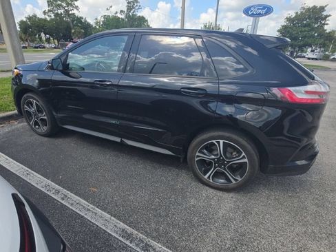 Used 2023 Ford Edge ST AWD/4WD image 6