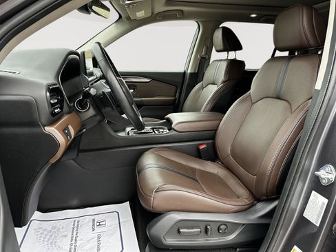 Certified 2024 Honda Pilot Elite image 7