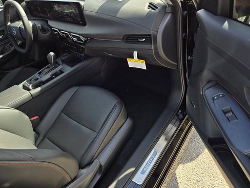 New 2026 Nissan Sentra SR w/ SR Premium Package FWD image 7
