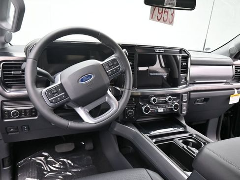 New 2026 Ford F250 Lariat w/ Black Appearance Package AWD/4WD image 3