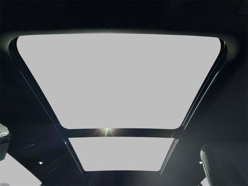 New 2026 Cadillac Vistiq Luxury image 21