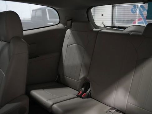 Used 2016 Buick Enclave Leather image 16