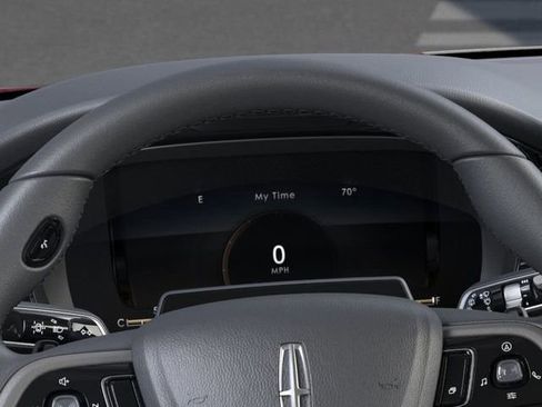 New 2025 Lincoln Corsair Reserve w/ Jet Appearance Package image 13