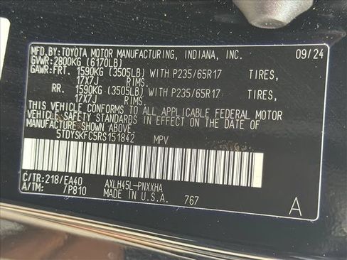 Used 2024 Toyota Sienna XLE AWD/4WD image 27