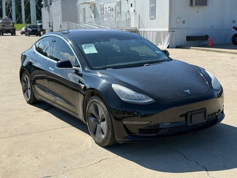 Used 2018 Tesla Model 3 Long Range RWD image 4
