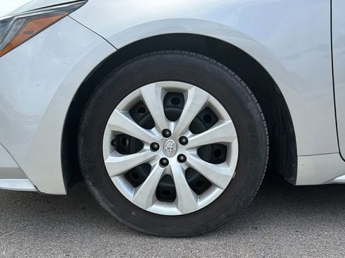 Certified 2023 Toyota Corolla LE image 10