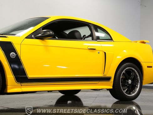 Used 2004 Ford Mustang GT RWD image 23