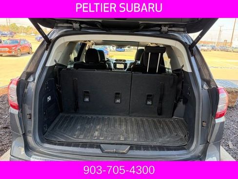 Used 2022 Subaru Ascent Touring w/ Popular Package #2A image 18