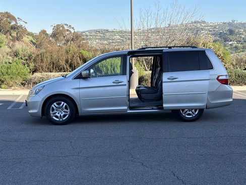 Used 2006 Honda Odyssey Touring image 10