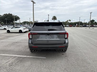 Used 2025 Ford Explorer ST