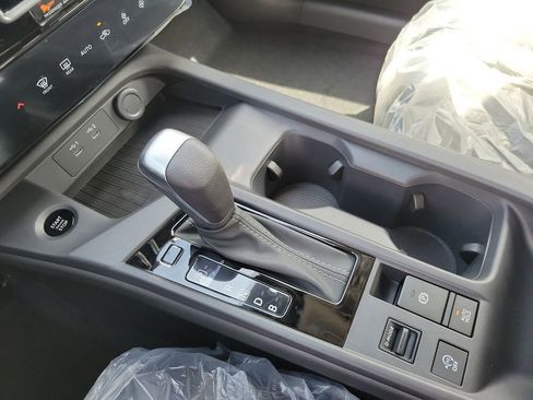 New 2026 Nissan Sentra SV FWD image 29