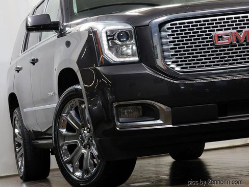 Used 2016 GMC Yukon Denali w/ Open Road Package image 4