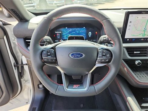 New 2025 Ford Explorer ST image 9