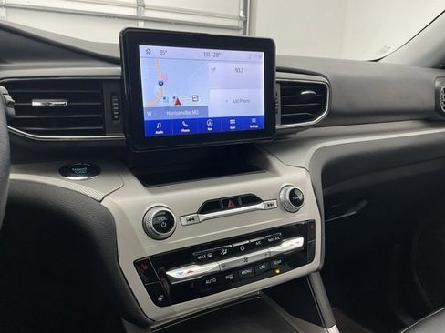 Used 2023 Ford Explorer XLT w/ Equipment Group 202A image 12