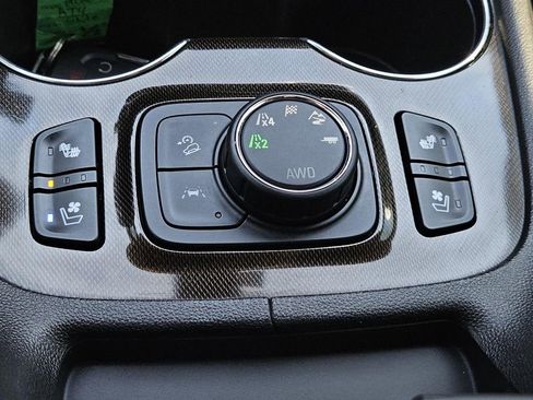 Used 2022 GMC Acadia AT4 w/ Technology Package image 15