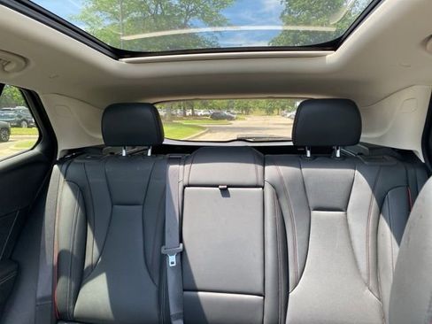 Used 2023 Buick Envision Essence w/ Sport Touring Package AWD/4WD image 16