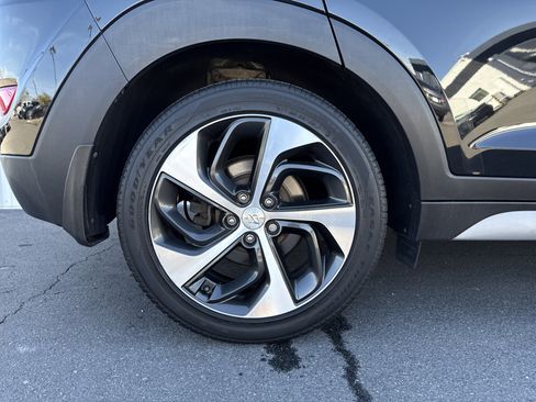 Used 2017 Hyundai Tucson Limited w/ Limited Ultimate Package 03 image 33
