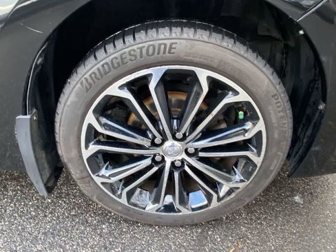 Used 2015 Toyota Corolla S image 20