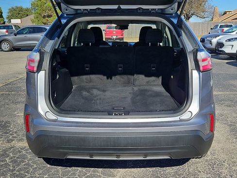 Used 2022 Ford Edge SE image 15