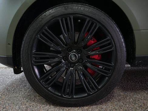 Used 2020 Land Rover Range Rover Long Wheelbase HSE image 36