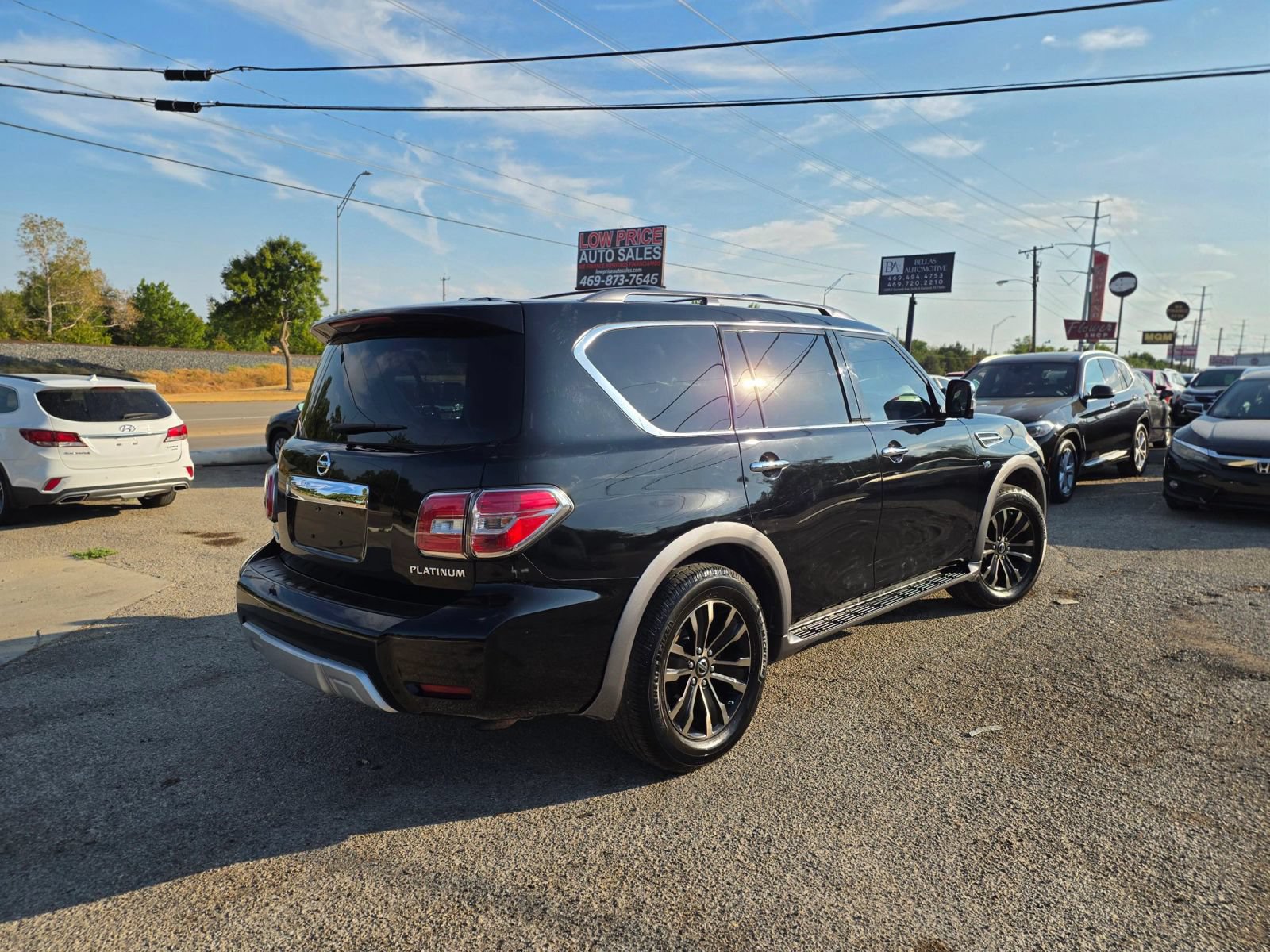 Used 2017 Nissan Armada Platinum w/ Captain Seat Package RWD image 5