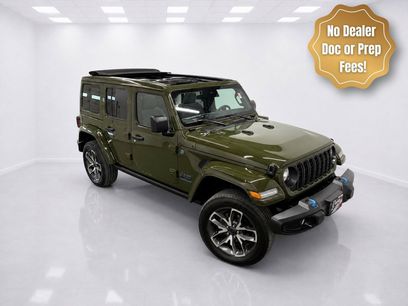 Used 2024 Jeep Wrangler Unlimited w/ Technology Group