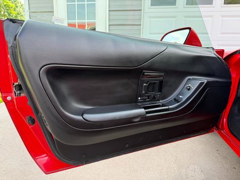 Used 1996 Chevrolet Corvette Coupe RWD image 31